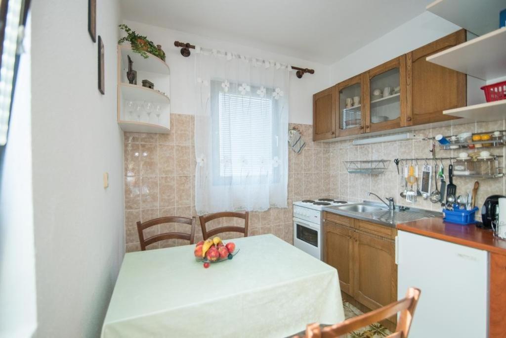 Apartments Natasa ซูเปตาร์ ภายนอก รูปภาพ