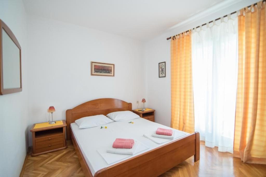 Apartments Natasa ซูเปตาร์ ภายนอก รูปภาพ