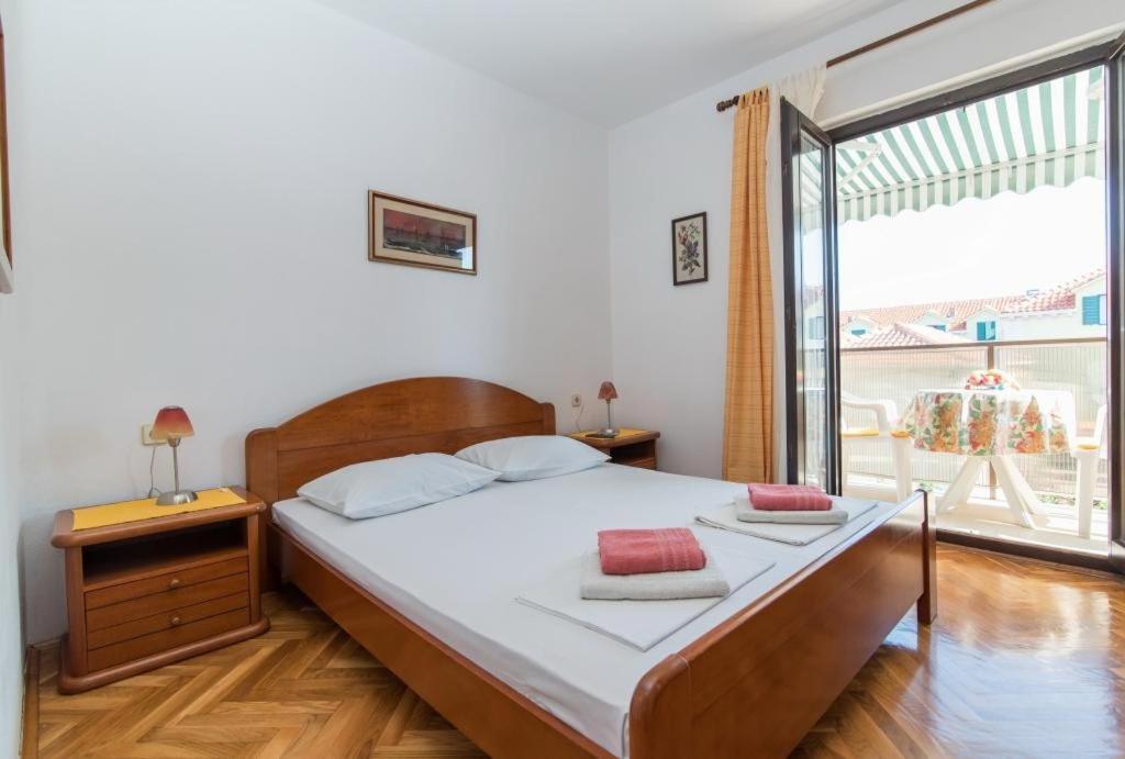 Apartments Natasa ซูเปตาร์ ภายนอก รูปภาพ